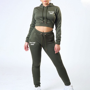 Novedades, venta al por mayor, Sudadera con capucha recortada, chándales para mujer, moda callejera, conjunto de dos piezas, sudadera con logotipo personalizado y conjunto para correr - Product Image 1