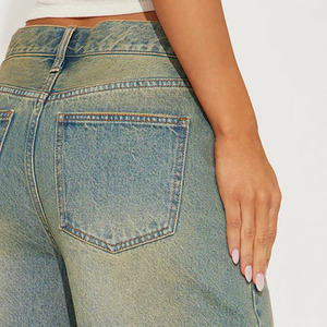Pantalones cortos de mezclilla de mujer de ajuste holgado recto de cintura cruzada media OEM logotipo personalizado transpirable y efecto lavado para estilo informal de verano - Product Image 6