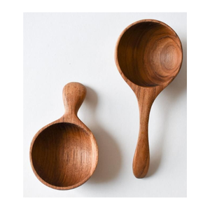 Wooden <b>Spoon</b> formed from durable maple wood suitable for blending ingredients and general kitchen tasks, made in Vietnam - Product Image 5