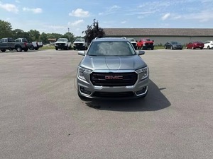 GMC Terrain SLT AWD 2024, pick-up, boîte automatique, caméra de recul, moteur intelligent, galerie de toit en alliage d'aluminium, côté gauche, sans accident - Product Image 2