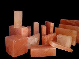 Premium Natural Crafts Beautiful Decorative Himalayan Pink Rock Salt <b>Bricks</b> Carved Plate BBQ Cooking Building Tiles Natural - Product Image 5