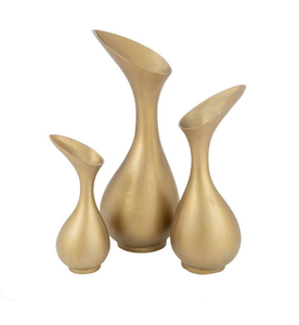 Vase à fleurs de bureau en aluminium fait à la main pour centres de table de mariage Vase en métal poli or moderne pour décoration de table de mariage - Product Image 1