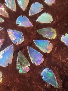 Pointe de flèche en cristal-Vente en gros Angel Aura Quartz Arrowheads-Points de cristal enduits d'arc-en-ciel en vrac - Product Image 6