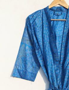 Batas Kimono Sari de Seda, Batas de Seda Reciclada, Batas de Mujer, Novedad - Product Image 2