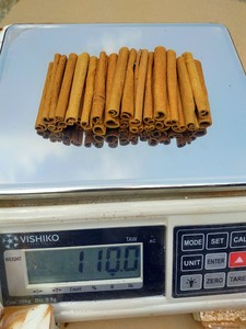 อบเชยแท่งเวียดนาม คุณภาพดี ราคาถูก MOQ ต่ำ อบเชยแห้งธรรมชาติ ขายส่งจำนวนมาก - คุณทารินา - Product Image 2