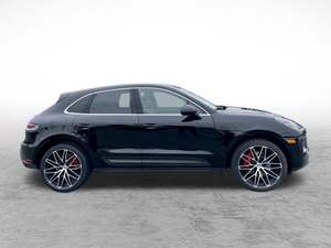Increíble Porsche Macan S AWD 2023 Usado en Perfectas Condiciones con Poco Kilometraje en Existencia, Ofrecido a una Fantástica Oferta - Product Image 5