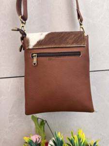 Hot Selling Lightweight Casual Genuine Cowhide Leather Handbag Tassel Letter Decoration Zipper Closure <b>Hair</b> Fur for Shopping - Product Image 4