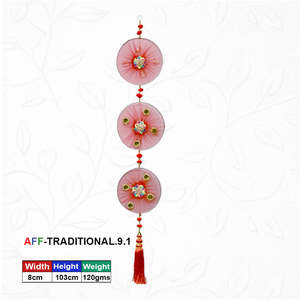 Tapiz Redondo de Tela con Diseño Floral Tradicional de Gujarat, Hecho a Mano, con Borlas, Decoración para el Hogar, para Sala de Estar - Product Image 1