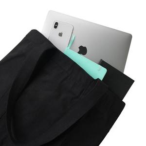 Bolsa de Mano Impermeable, Minimalista, con Cierre, de Gran Capacidad, para Negocios y Uso Diario, Hecha en Vietnam - Product Image 6