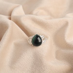 Bague en argent sterling 925 avec pierre précieuse en malachite de forme ovale en forme de cœur, certifiée IGI, bijoux de déclaration faits à la main, élégante pour femmes - Product Image 1