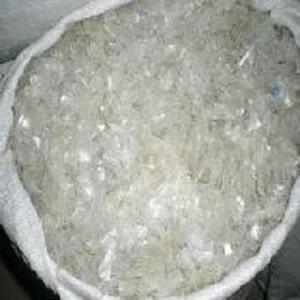 Botella PET de plástico reciclado lavado en caliente en buen estado en Affordab - Product Image 3