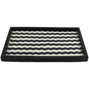 Plateau de service rectangulaire de luxe noir en résine avec incrustations chevron, fait main, pour la table basse, la coiffeuse et la décoration intérieure - Product Image 2