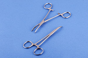 Pinzas Hemostáticas Delicadas Kelly de 140 mm - Rectas/Curvas, Pinzas Hemostáticas de Acero Inoxidable de 14 cm - Product Image 2