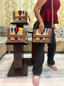 กระเป๋าหนังสไตล์ตะวันตกแอซเท็กทรงเครื่องมือกระเป๋าวินเทจสีน้ำตาลเครื่องมือกระเป๋าสะพายข้างกระเป๋าถือหนังบุนวมแอซเท็กไม่เหมือนใคร - Product Image 6