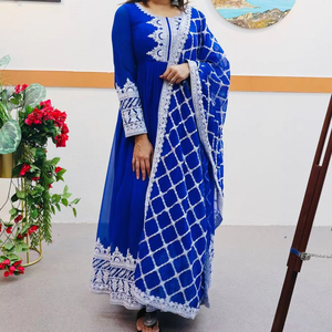 Vestido para mujer bordado Georgette Anarkali - Product Image 1
