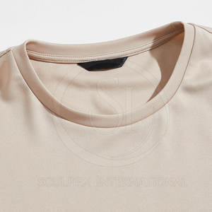 Ensemble de shorts d'été personnalisés pour hommes manches courtes décontractées respirantes en matériau durable - Product Image 3