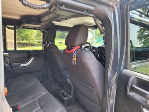 2017 <span class=keywords><strong>Jeep</strong></span> Wrangler безлимитный Sahara 4x4, версия к 75-летию, турбо 1 владелец R20, подставка на крышу из алюминиевого сплава, оставлено на бездорожье - Product Image 6