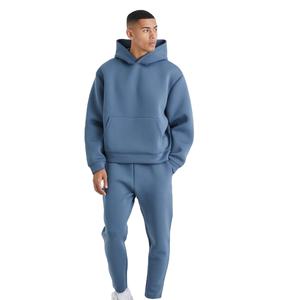 Ropa deportiva de hombre a prueba de viento de diseño personalizado colección de invierno servicio OEM patrón sólido 100% algodón antibacteriano buen chándal - Product Image 1