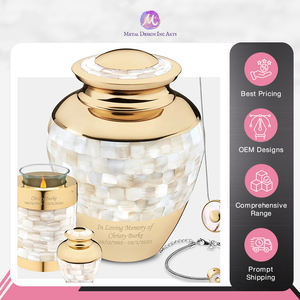 Urne de crémation en laiton nacré d'élégance royale largement fournie souvenir commémoratif adulte à forte demande pour les cendres humaines - Product Image 4