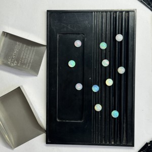 Ópalo etíope blanco, ópalo blanco fuego iluminado por la luna de forma redonda - Product Image 1