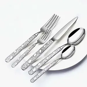 Ensemble de couverts tête argentée manche en or élégant en acier inoxydable ensemble de couverts parfait pour les célébrations de mariage meilleurs prix - Product Image 2