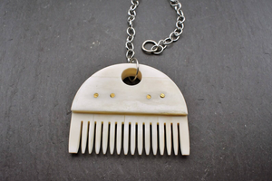 Peine de Cuerno de Búfalo de Alta Calidad, Dientes Finos y Anchos, Peine de Cuerno de Buey Tallado para el Cuidado del Cabello, Material de Hueso Pulido - Product Image 2