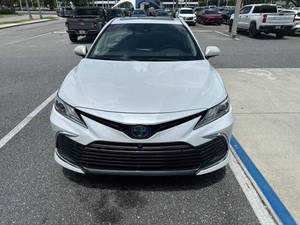 Voiture d'occasion de qualité abordable, Toyota Camry Hybride XL-E 2021, conduite à gauche - Product Image 3