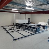 Machine de découpe de mousse à fil chaud CNC 4 axes |   Longueur de fil réglable |   Système de production industrielle (CUT3500S)