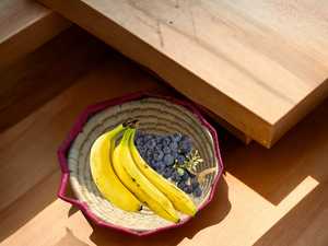 ราคาขายส่งเป็นมิตรกับสิ่งแวดล้อมธรรมชาติซาไบตะกร้าผลไม้กลมตะกร้าทอสําหรับร้านอาหารที่บ้าน - Product Image 5