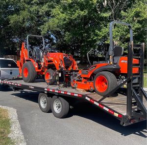 Tracteur à roues Kubota 75 CV avec composants essentiels pour une utilisation agricole. - Product Image 1