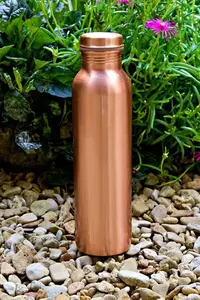 Botellas de agua de cobre puro 100% para beber directamente, estilo minimalista, con logotipo personalizado de calidad superior, listas para exportar, para Yoga, 100% - Product Image 5