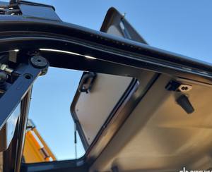 Mini-excavatrice hydraulique 3 tonnes modèle 2023, capacité de la benne de 0,22 m, Allemagne, 0-2000 heures, neuve, d'occasion, testée - Product Image 5