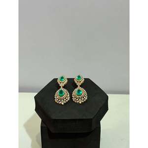 Boucles d'oreilles Chandbali en moissanite élégantes et étincelantes - Product Image 2
