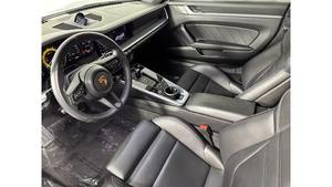 Porsche 911 Carrera S Cabriolet RWD 2023, Usado en Excelentes Condiciones - Product Image 4