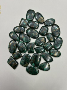 Lote al por mayor de piedras preciosas de cabujón turquesa de cobre de malaquita natural, varias formas, tamaños, fabricación de joyas personalizables, piedras preciosas - Product Image 4