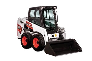 เครื่องยนต์ไฮดรอลิก Kawasaki Skid Loader รถตักดินที่มีความสามารถในการใช้งานที่2900 - Product Image 4