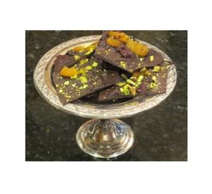 Plat à chocolat au design moderne et épuré, en métal de qualité supérieure, pour servir des dattes et du chocolat, à un prix attractif. - Product Image 2