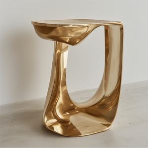 Nouvel arrivage Table d'appoint carrée en métal sur mesure Finition dorée Style moderne élégant pour la maison Hôtel Restaurant Décor en miroir - Product Image 5