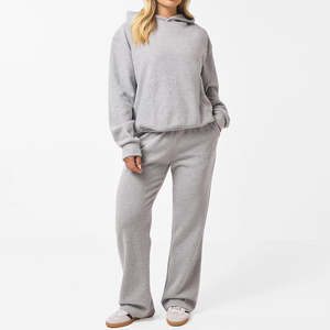 Nouvel ensemble de survêtement d'hiver deux pièces personnalisé pour femmes - Haute qualité respirant 100% polyester Gym Running Grande taille Taille haute - Product Image 4