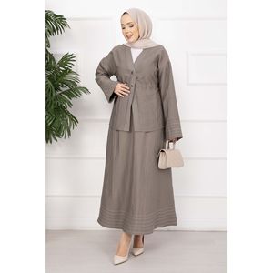 Ensemble veste et jupe en vison rayé avec garniture et boutons décoratifs - Product Image 1