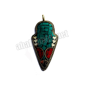 Mandala mística: amuleto tibetano hecho a mano Seraphic Serenade: colgante de serenata de plata tibetana - Product Image 1