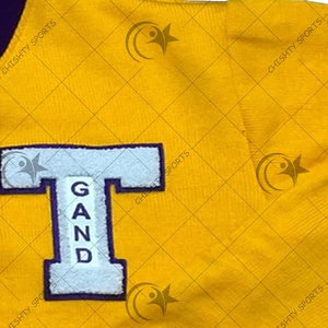 Cárdigan universitario personalizado Varsity nuevo estilo cárdigan dorado de punto suéter de punto con botones prendas de punto - Product Image 4