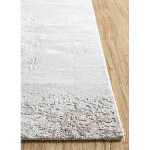 Alfombra Rectangular Kavi Gris y Negra, Tejida a Mano con Lana y Seda de Bambú, Diseño Teoría del Caos, Estilo Boho, para Hogar y Pasillo - Esk-411 - Product Image 4