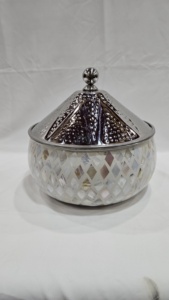 Arabian Inspired <b>Insulated</b> Casserole Mother of Pearl Finish for Elegant Food <b>Serving</b> - Product Image 4