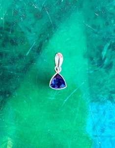 จี้แซฟไฟร์สีน้ำเงินทำด้วยมือสีเงินสเตอร์ลิง925จี้ผู้หญิงสวยจี้สีฟ้าสดใส - Product Image 6