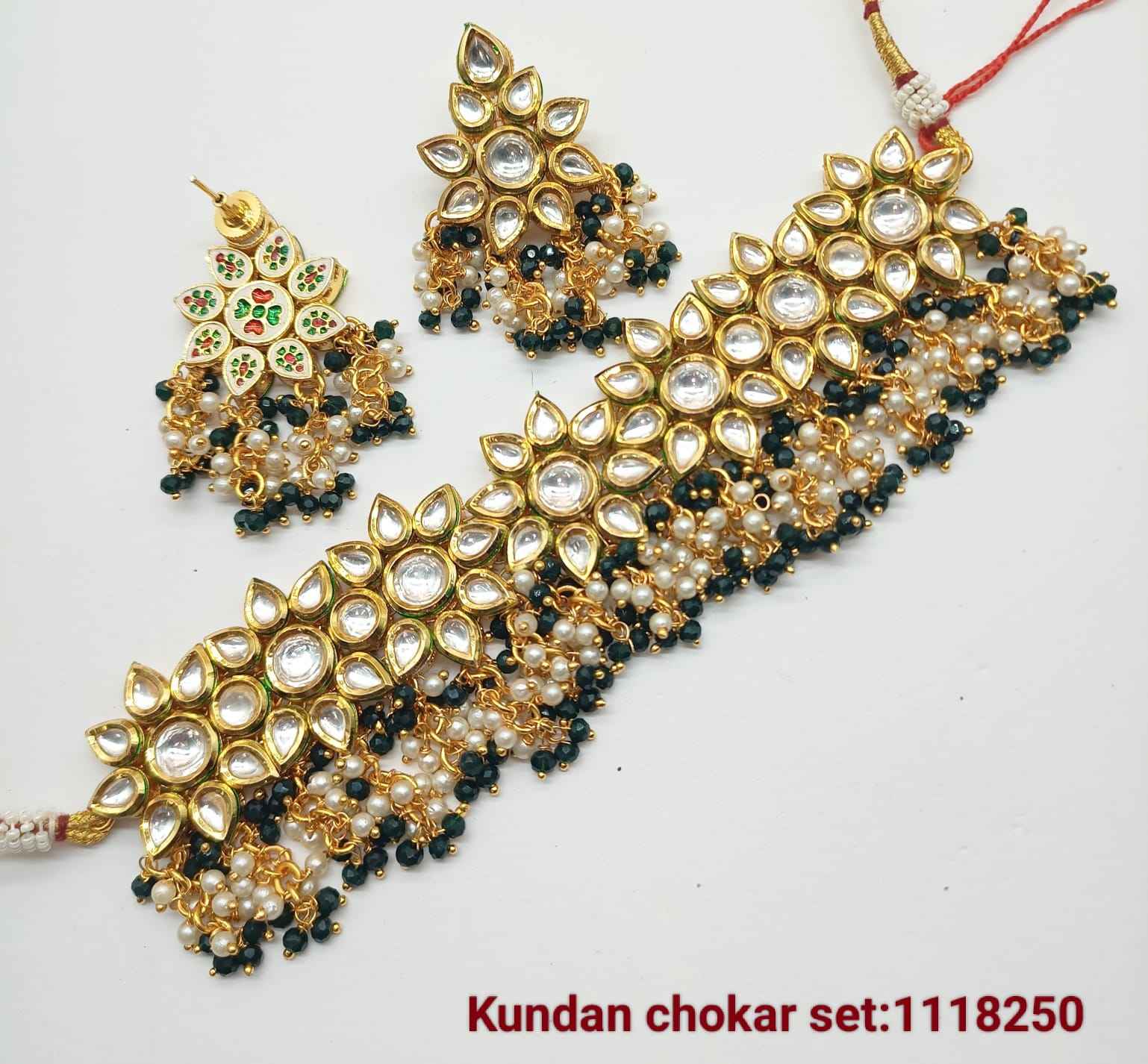 สีเขียว