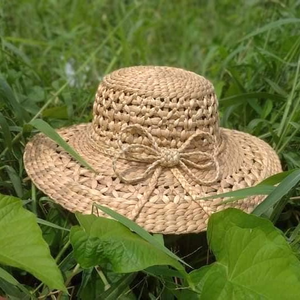 CHAPEAU EN PAILLE HYACINTHE D'EAU/DURABLE ET ÉLÉGÉ/FABRIQUÉ AU VIETNAM - Product Image 1