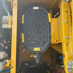 Excavatrice Caterpillar CAT345 d'occasion de haute qualité, moteur 234 kW, capacité de la benne de 2,41 m, poids de 42200 kg, modèle 2022, grande taille pour la construction - Product Image 6