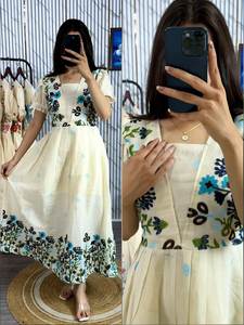 Lanzamiento de Super Hit Collection, Diseñador Kora Algodón con hilo multicolor trabajo Midi Dress. Una hermosa mezcla de elegancia - Product Image 2