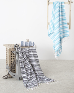 Serviette de bain Fouta en coton turc 100% biologique, jacquard à carreaux, avec pompons faits main, réversible, pour la piscine et la salle de sport, plus légère - Product Image 4